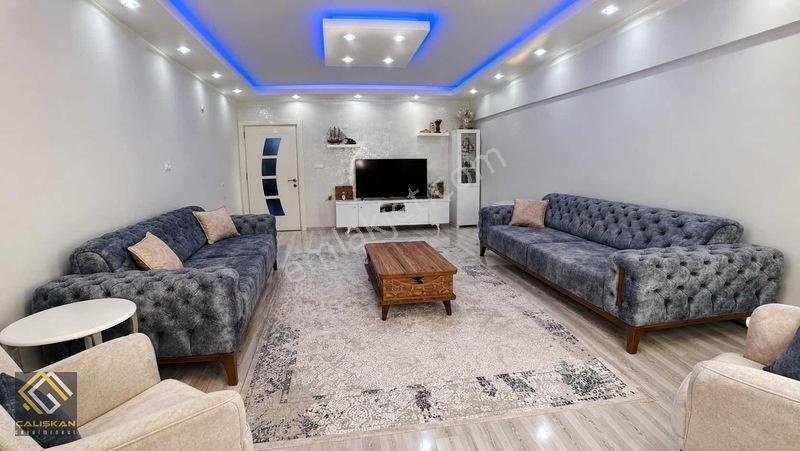 Gümüşler Bulvarında/Arakat/Yerden Isıtma/Sağlam Yapılı Otoparklı