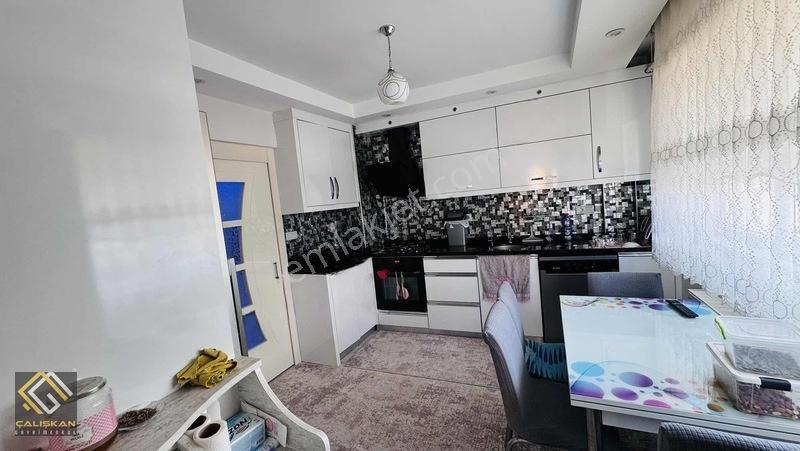 Gümüşler Bulvarında/arakat/yerden Isıtma/sağlam Yapılı Otoparklı — fotoğraf 15