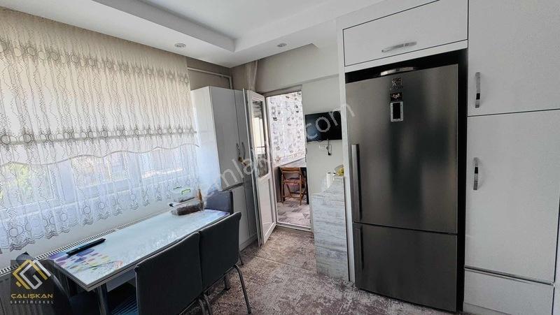 Gümüşler Bulvarında/arakat/yerden Isıtma/sağlam Yapılı Otoparklı — fotoğraf 17