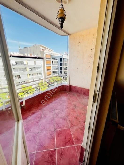 Baron Emlaktan Nazilli Ordu Caddesinde Satılık 3+1 Daire! — fotoğraf 9