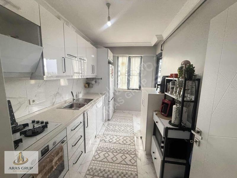 Derya Caddesı Cephelı Satılık Manzaralı Ve Ferah 2 + 1 Arakat — fotoğraf 11