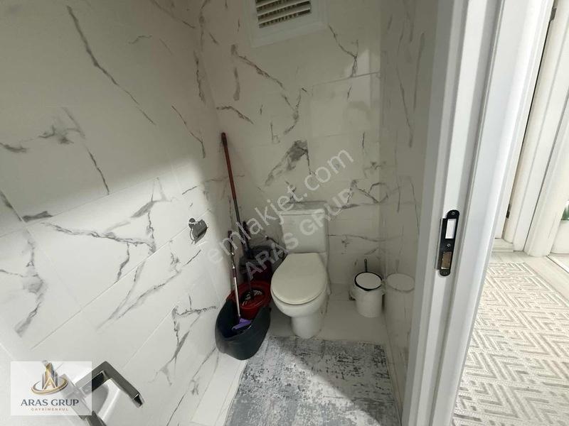 Derya Caddesı Cephelı Satılık Manzaralı Ve Ferah 2 + 1 Arakat — fotoğraf 17