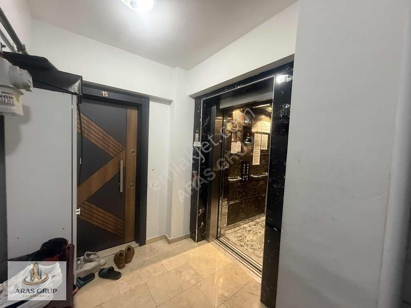 Derya Caddesı Cephelı Satılık Manzaralı Ve Ferah 2 + 1 Arakat — fotoğraf 18