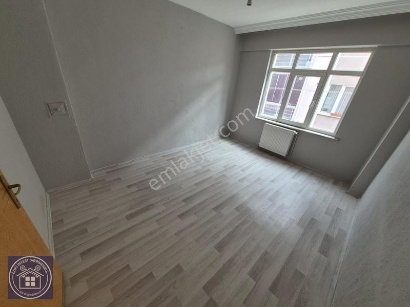 Yunus Emre Mah.cadde Üstü Satılık 3+1 Daire — fotoğraf 8
