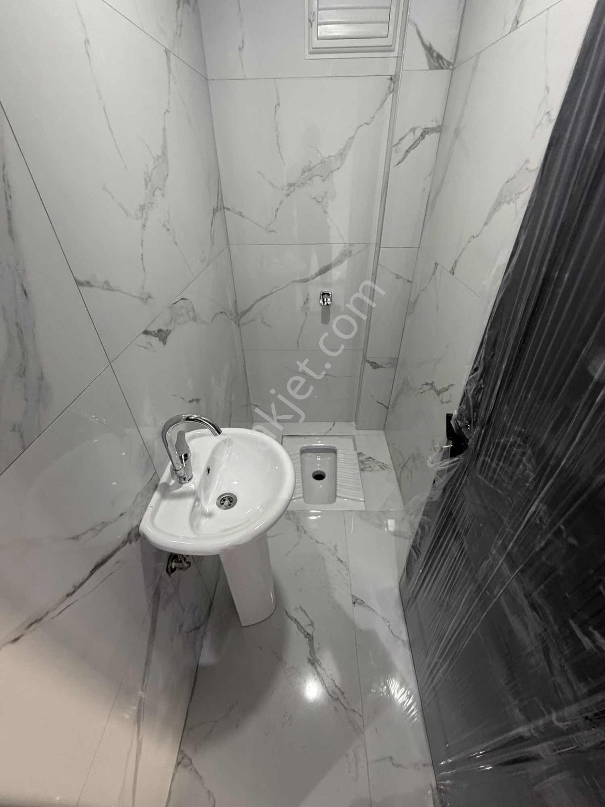 Ma-desticiler Emek Albayrak Cd Yakını 2+1 Geniş Lüx Daire — fotoğraf 13