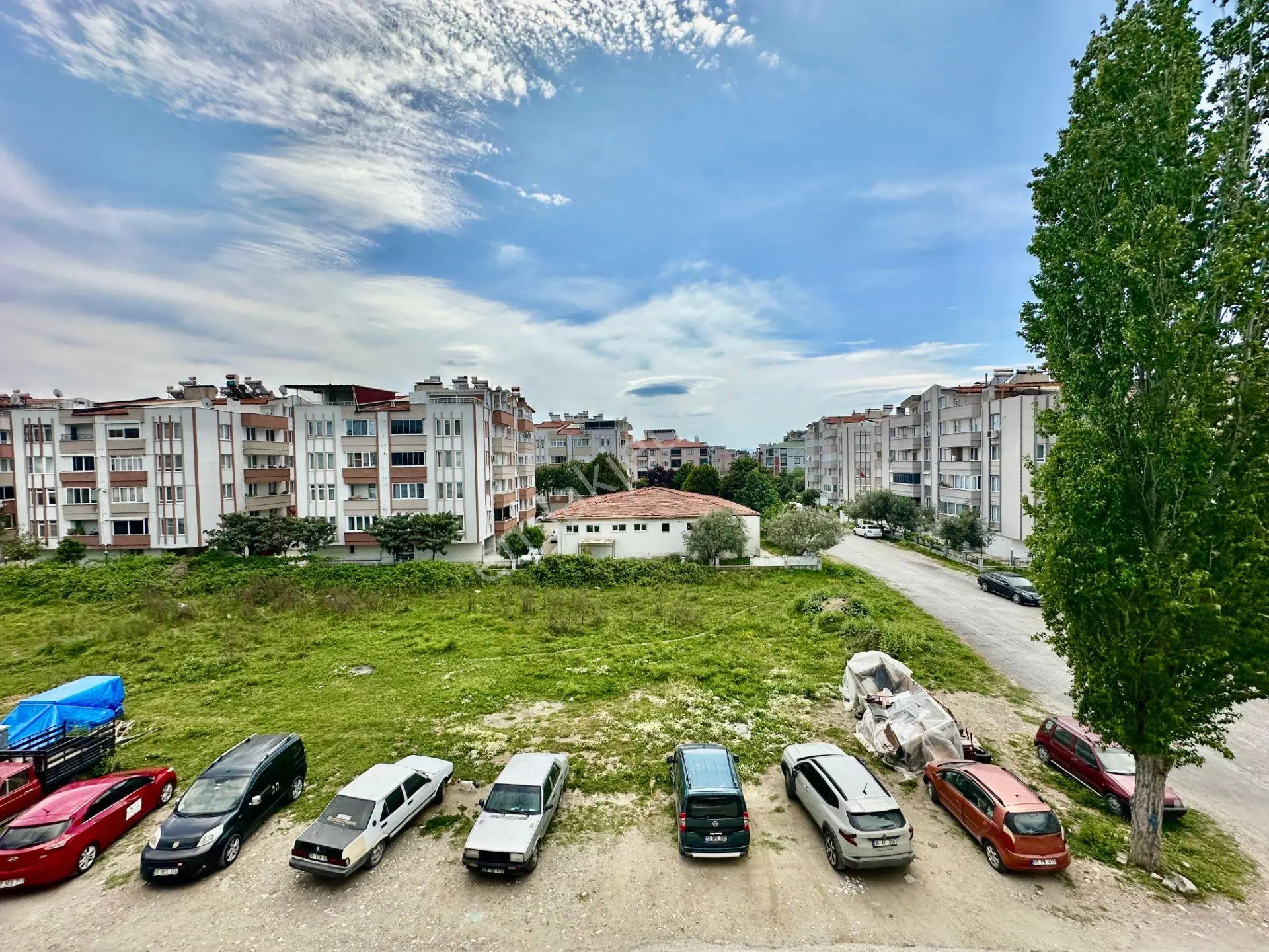꧁ay Emlak'tan꧂altınkum'da Şık Tasarımlı Ayrı Mutfaklı Geniş Çift Balkonlu Satılık 3+1 Daire — fotoğraf 33