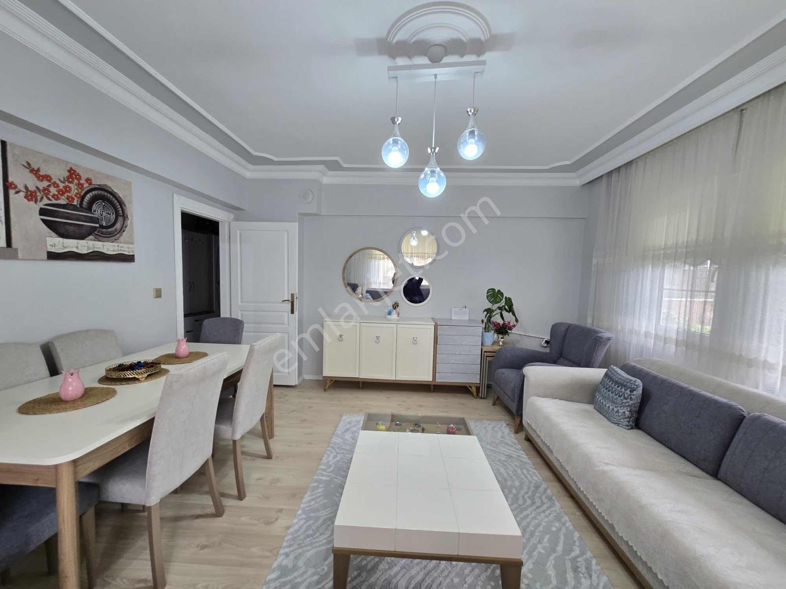Maltepede Harika Lokasyonda Satılık 3+1 Daire — fotoğraf 10