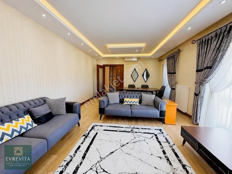 Flora'da Çift Cephe Şerefiyeli Satılık 3+1 — fotoğraf 3