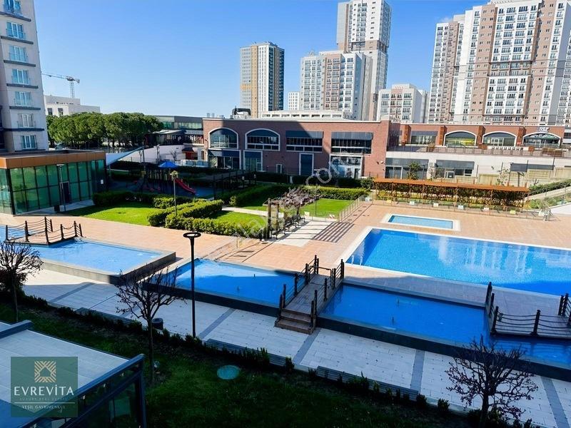 Flora'da Çift Cephe Şerefiyeli Satılık 3+1 — fotoğraf 21