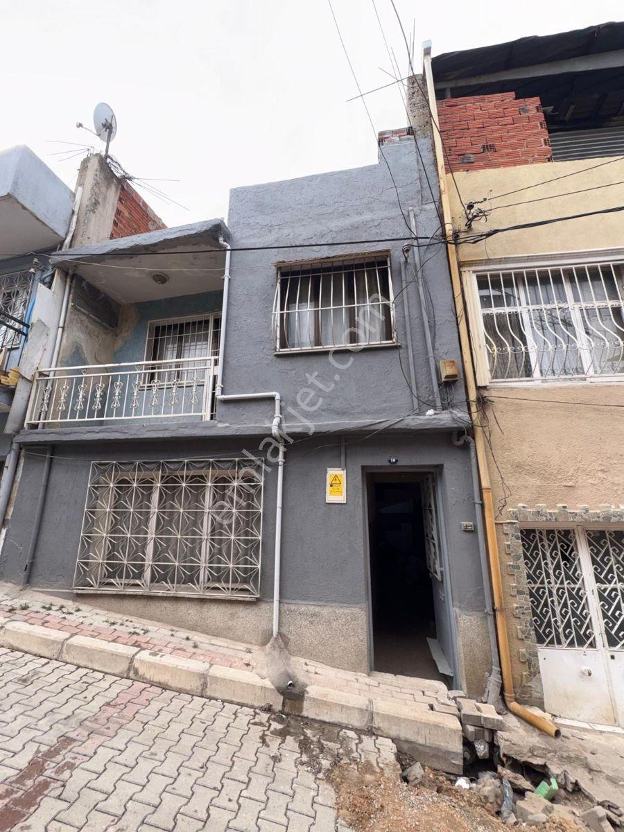 Konak Ferahlıda Fırsat! Satılık 2 Katlı Müstakil Ev — fotoğraf 2