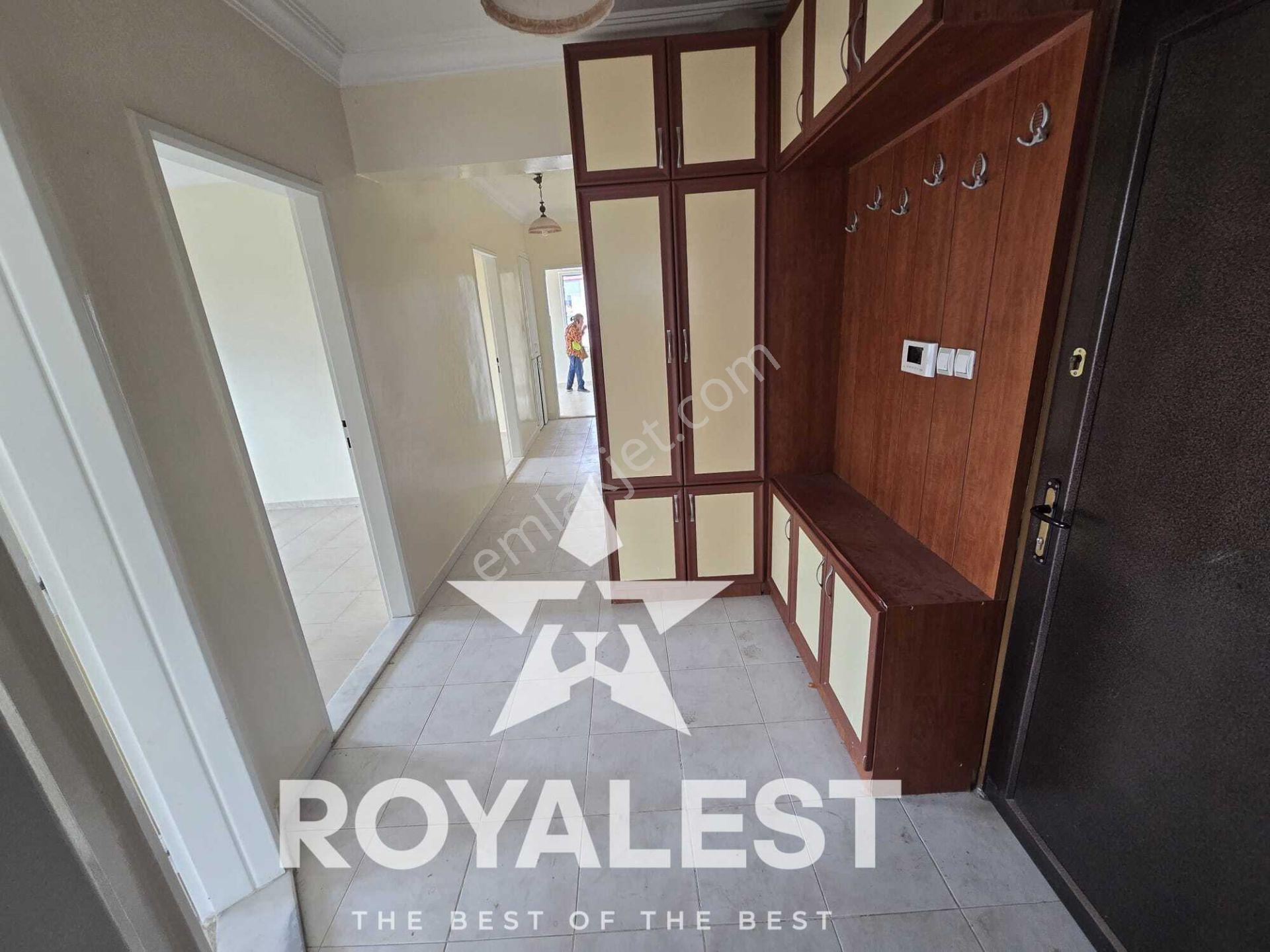 Royalest'ten Karataş Önü Açık Siteiçi Arakat Geniş Ve Ferah 3+1 — fotoğraf 10