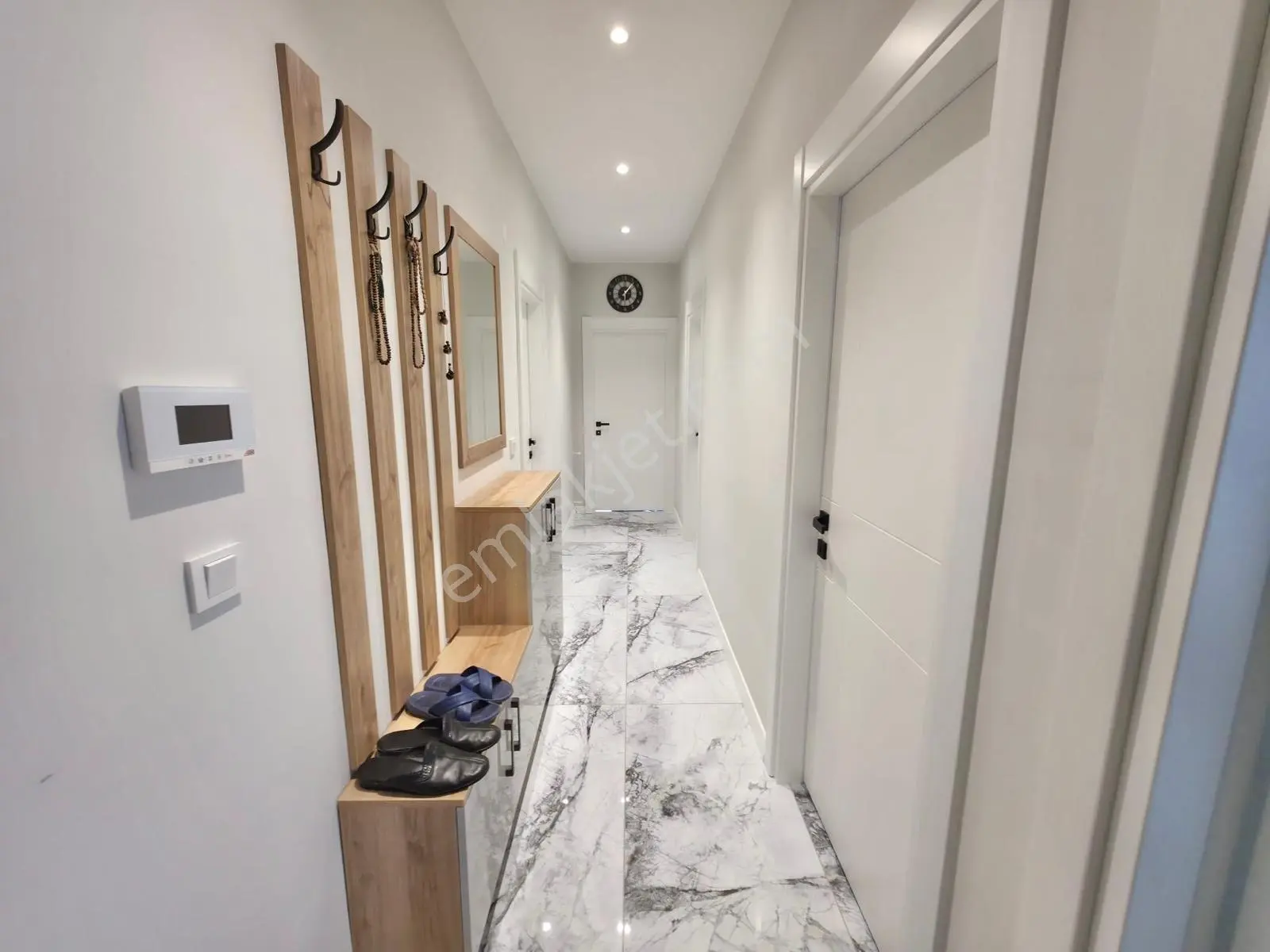 ⭐ay Emlaktan⭐akçay'da Kapalı Balkon Şık Tasarımlı Arakat Ön Cephe Satılık 2+1 Ultra Lüx Daire — fotoğraf 18