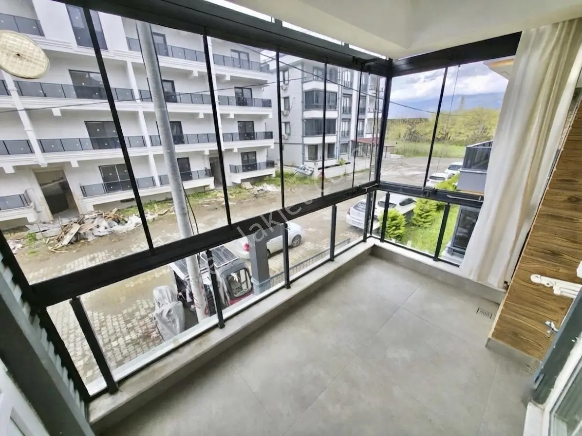⭐ay Emlaktan⭐akçay'da Kapalı Balkon Şık Tasarımlı Arakat Ön Cephe Satılık 2+1 Ultra Lüx Daire — fotoğraf 28