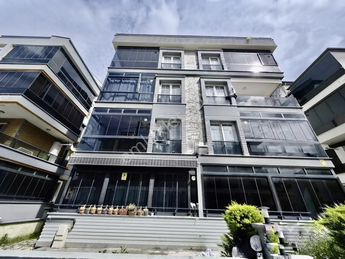 ⭐ay Emlaktan⭐akçay'da Kapalı Balkon Şık Tasarımlı Arakat Ön Cephe Satılık 2+1 Ultra Lüx Daire — fotoğraf 29