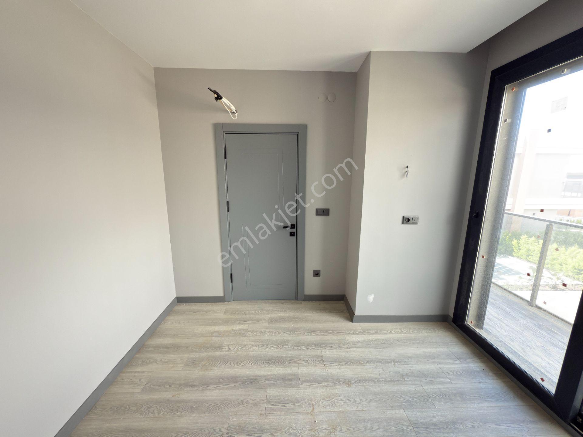 Kuşadası Karaova'da 4+1 Müstakil Özel Havuzlu Yeni Villa — fotoğraf 25