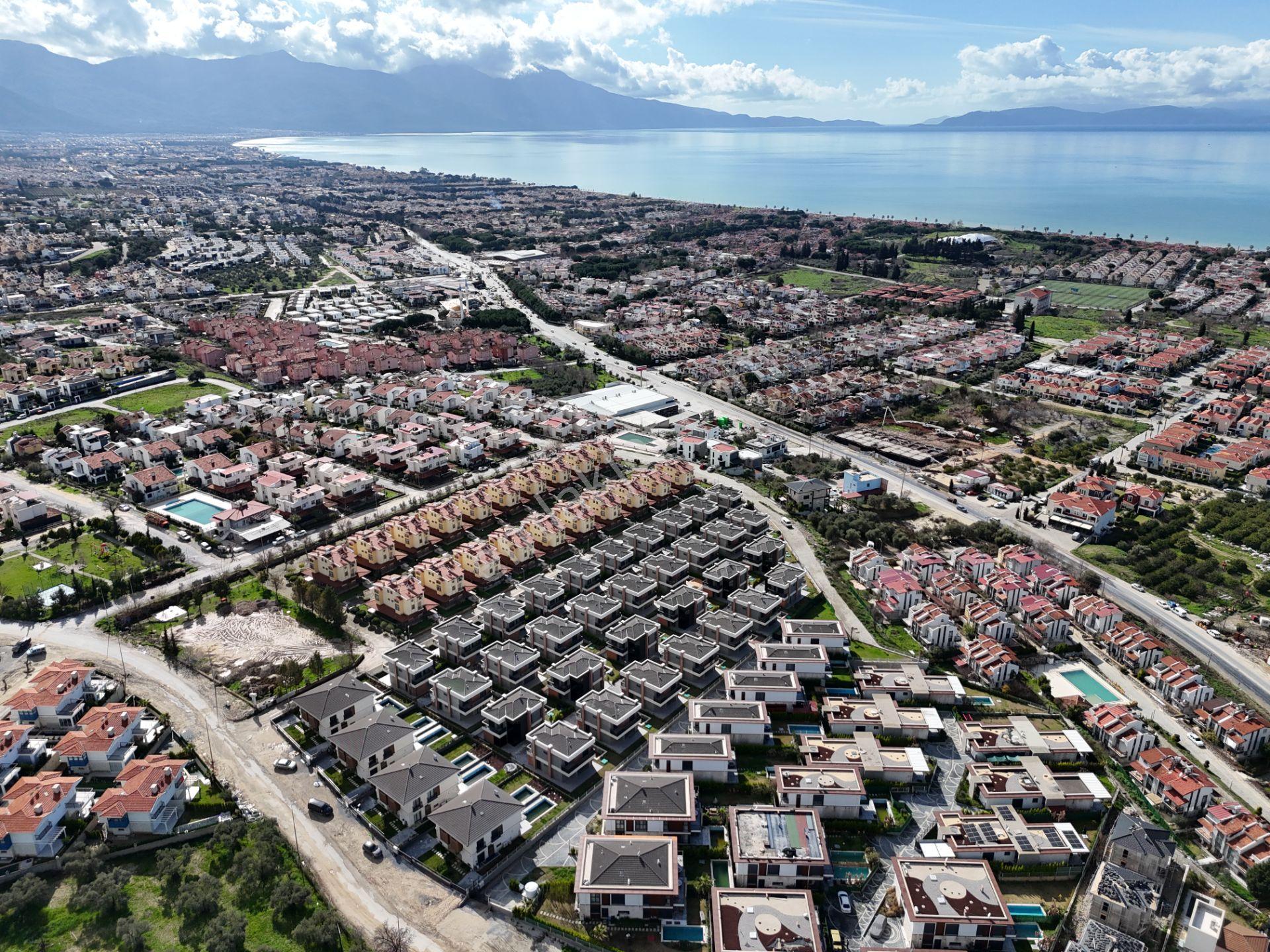 Kuşadası Karaova'da 4+1 Müstakil Özel Havuzlu Yeni Villa — fotoğraf 40