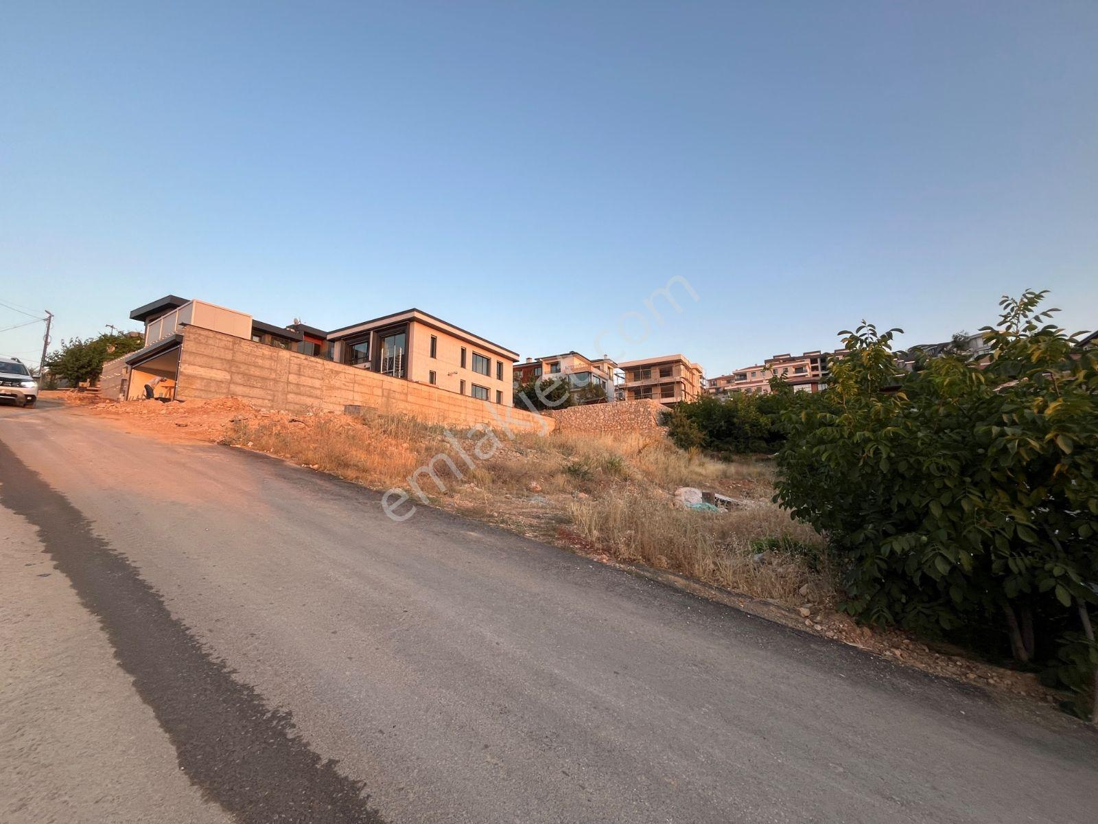 Güven Emlak'tan Tecde Kanal Üstü Villa İmarlı Fırsat Arsa — fotoğraf 4