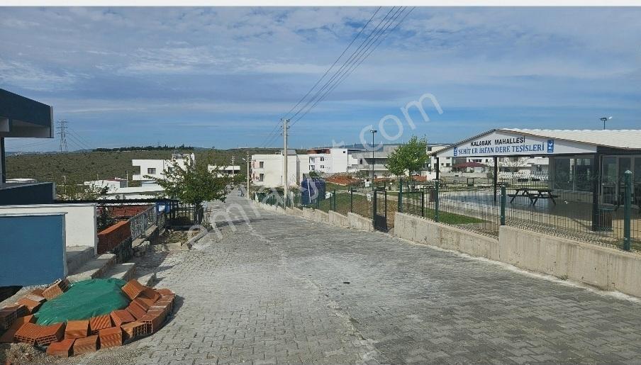 Aliağa Yeni Kalabak'ta Villalar Bölgesinde Satılık İmarlı Arsa — fotoğraf 4