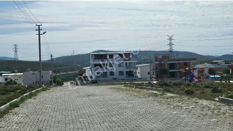 Aliağa Yeni Kalabak'ta Villalar Bölgesinde Satılık İmarlı Arsa — fotoğraf 9