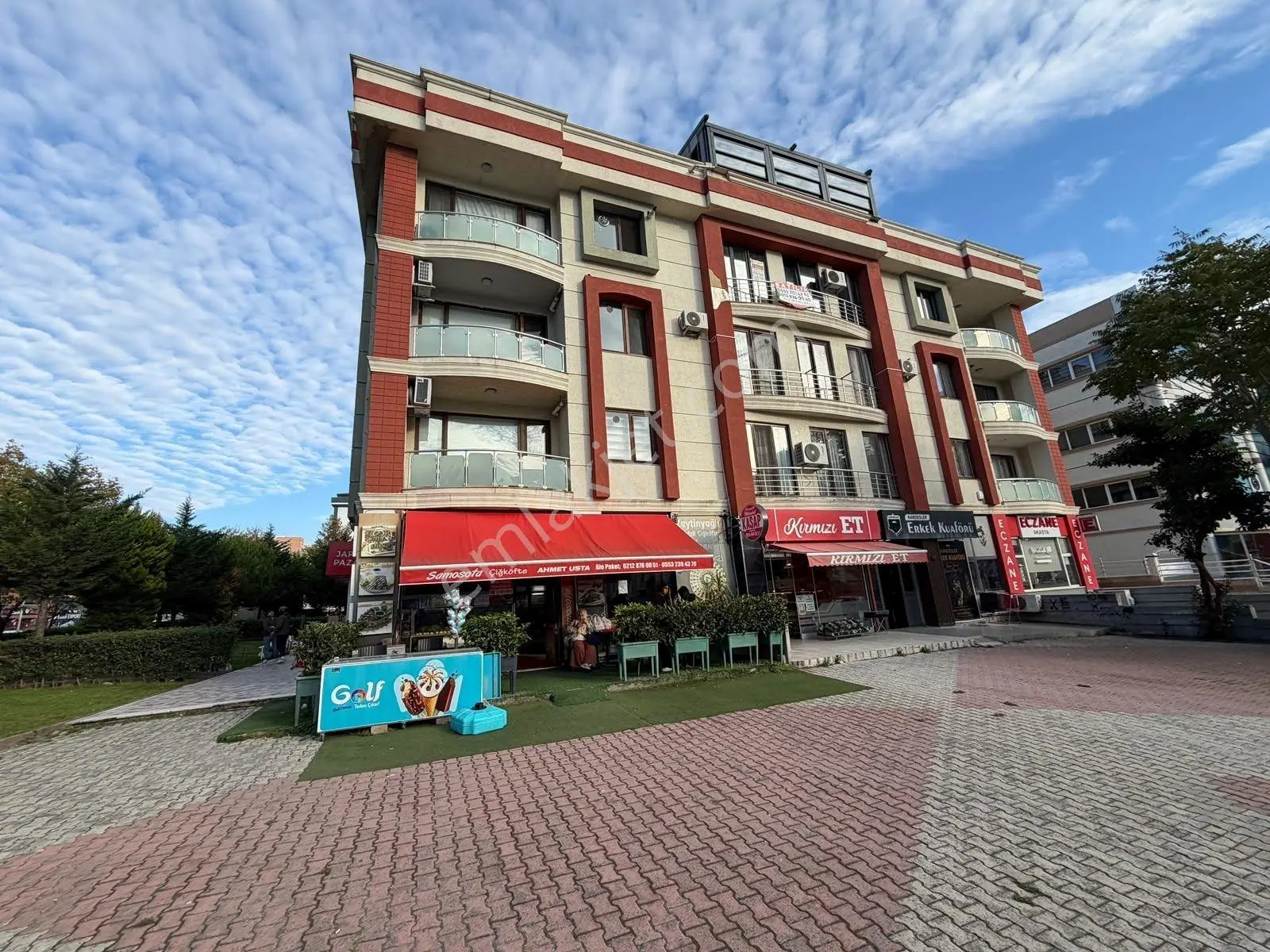 Beylikdüzü Kavaklı Da Merkezi Konumda Marmara Mah.Yakın Satılık Dubleks Daire 3+...