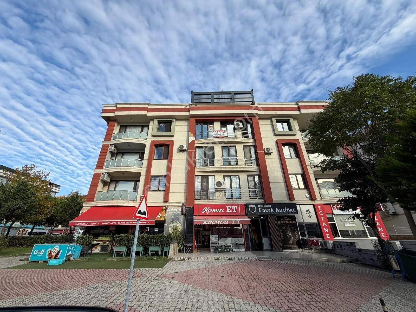 Beylikdüzü Kavaklı Da Merkezi Konumda Marmara Mah.yakın Satılık Dubleks Daire 3+2 200 M2 — fotoğraf 4