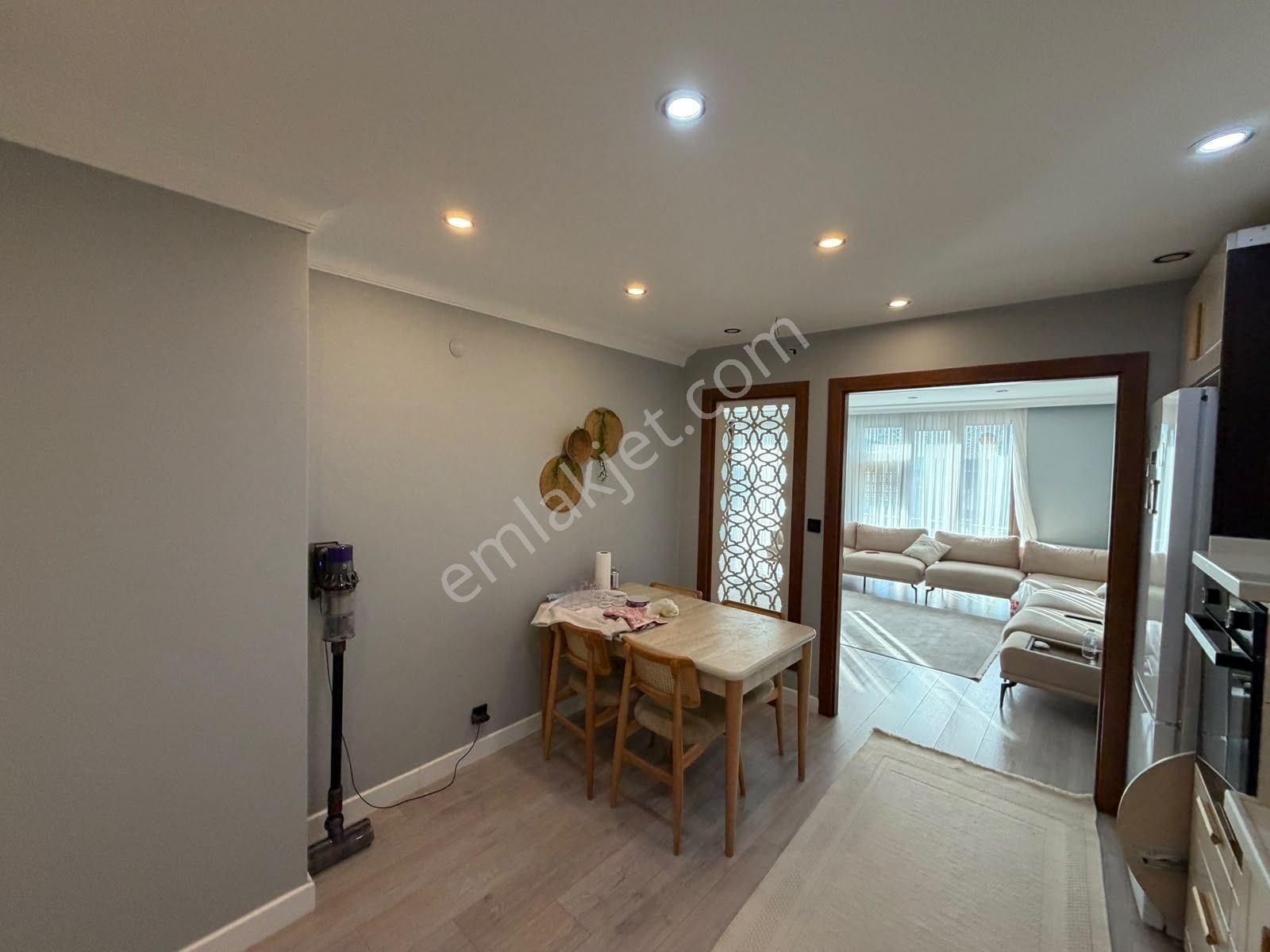 Beylikdüzü Kavaklı Da Merkezi Konumda Marmara Mah.yakın Satılık Dubleks Daire 3+2 200 M2 — fotoğraf 15