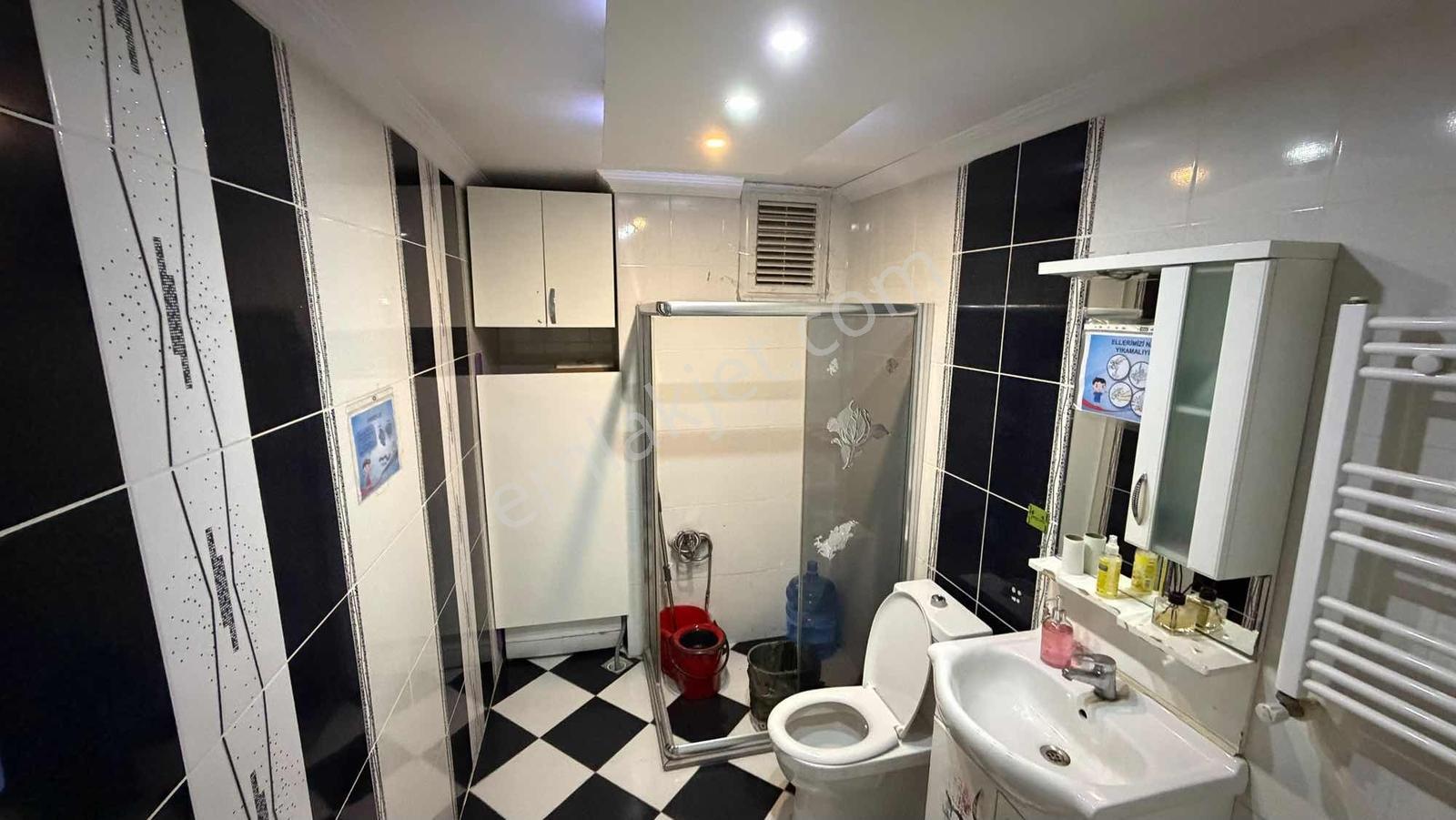 Büyükçekmece Cumhuriyet'te Merkezi Konumda 411m2 Müstakil Villa — fotoğraf 6