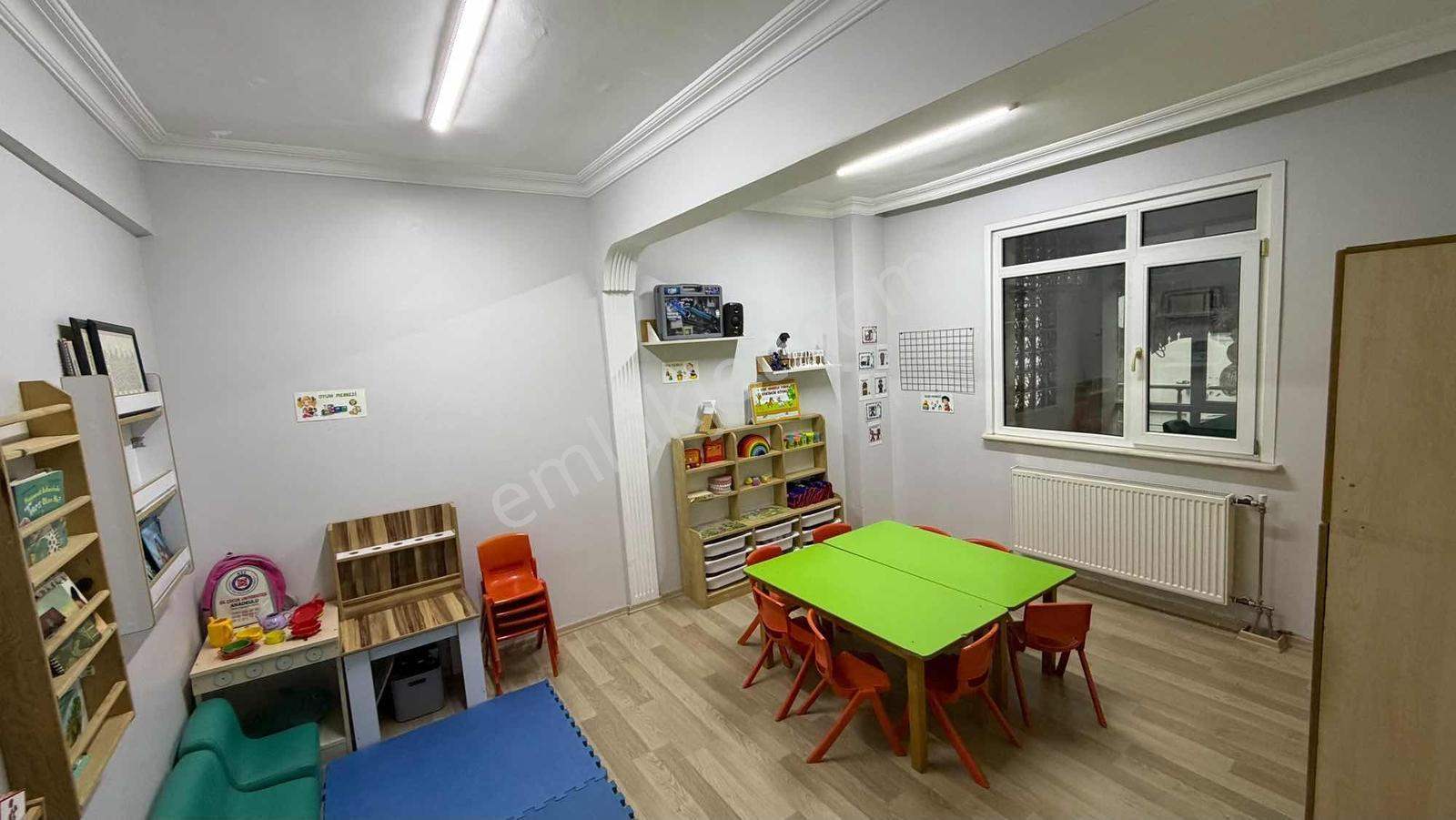 Büyükçekmece Cumhuriyet'te Merkezi Konumda 411m2 Müstakil Villa — fotoğraf 8