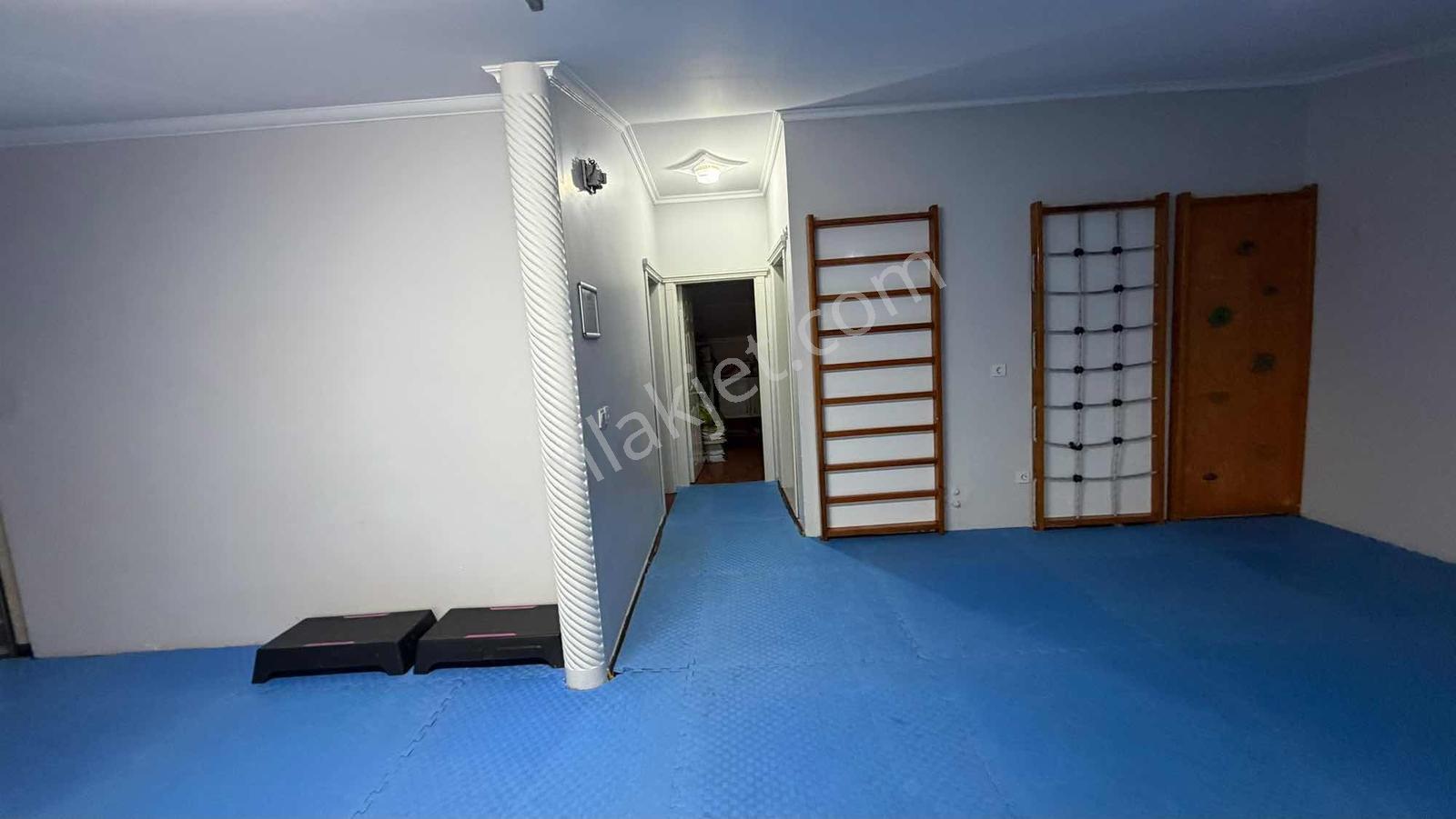 Büyükçekmece Cumhuriyet'te Merkezi Konumda 411m2 Müstakil Villa — fotoğraf 11