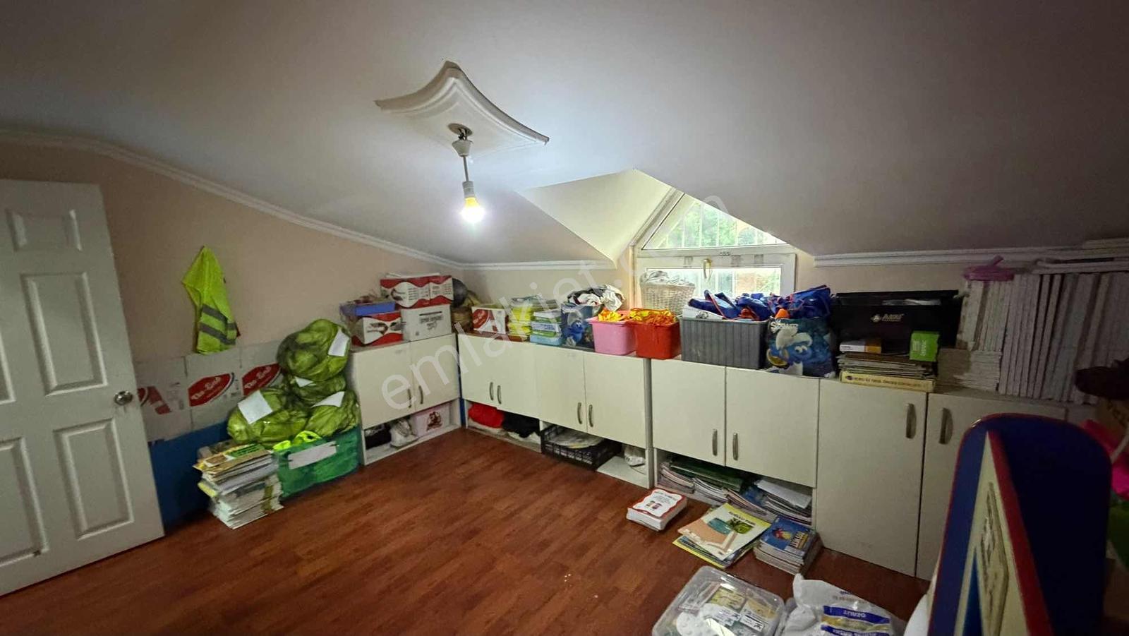 Büyükçekmece Cumhuriyet'te Merkezi Konumda 411m2 Müstakil Villa — fotoğraf 14