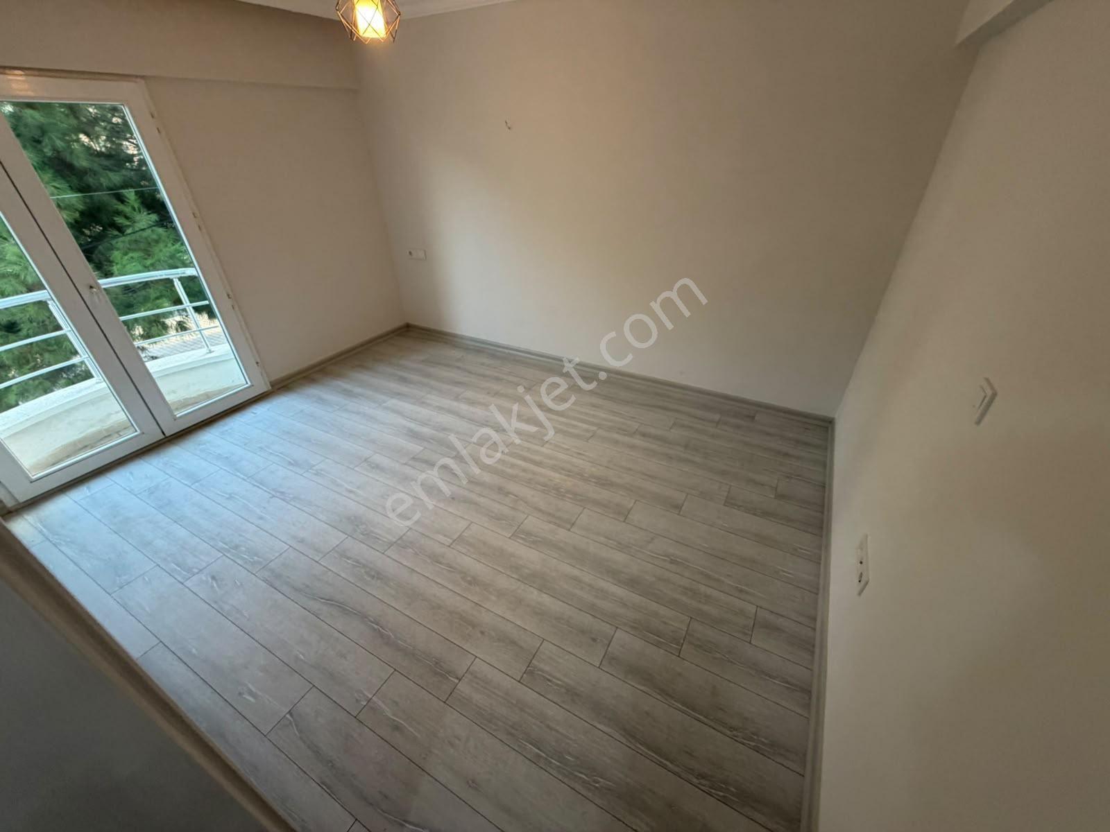 Didim Efeler Mahallesinde 2+1 Havuzlu Acil Satılık Daire — fotoğraf 6