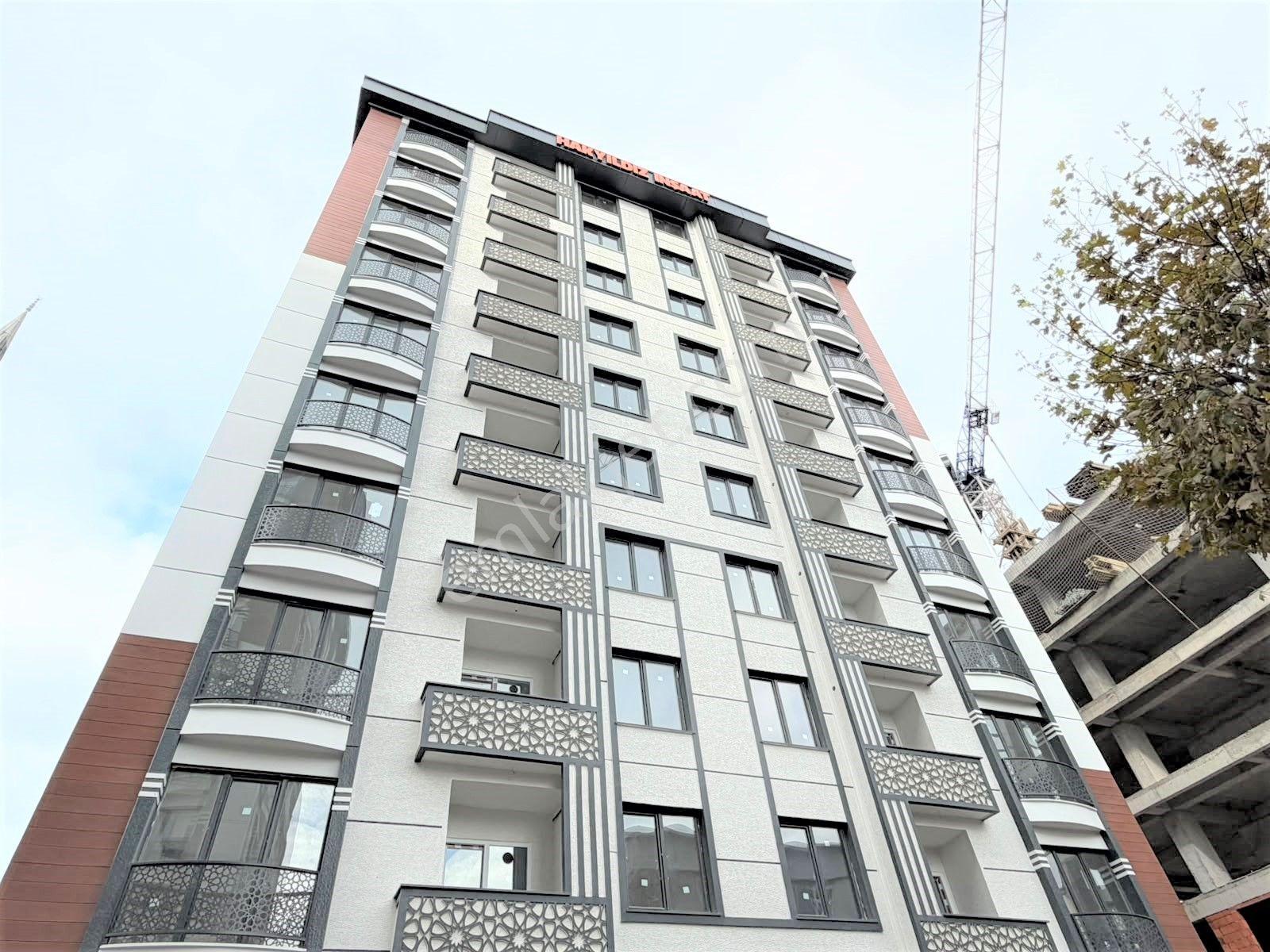 İstanbul House'Dan Ara Kat, K.Otoparklı 2+1 Sıfır Satılık Daire