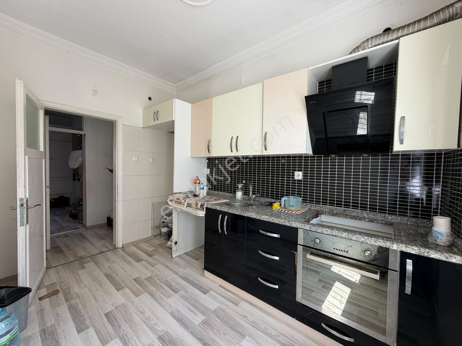 Arve'den Sağlık Mh'de Geniş Ve Ferah 3+1 Satılık Daire — fotoğraf 14
