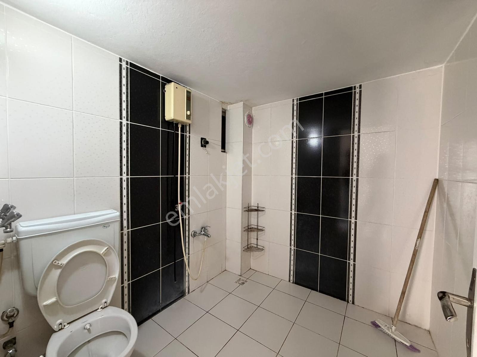 Arve'den Sağlık Mh'de Geniş Ve Ferah 3+1 Satılık Daire — fotoğraf 20
