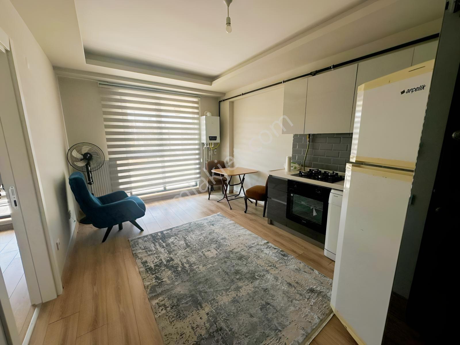Redstone'dan Kervancı Koru 8'de Full Eşyalı Satılık 1+1 Daire — fotoğraf 3