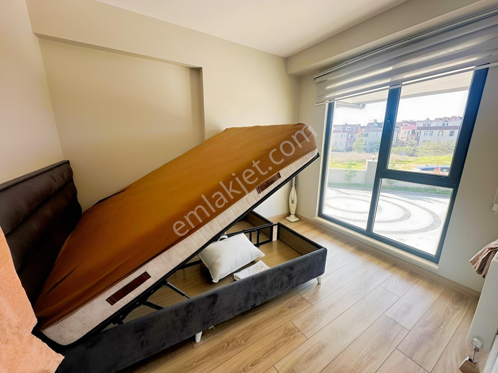 Redstone'dan Kervancı Koru 8'de Full Eşyalı Satılık 1+1 Daire — fotoğraf 9