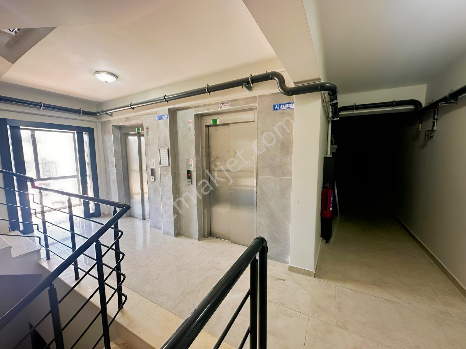 Redstone'dan Kervancı Koru 8'de Full Eşyalı Satılık 1+1 Daire — fotoğraf 15