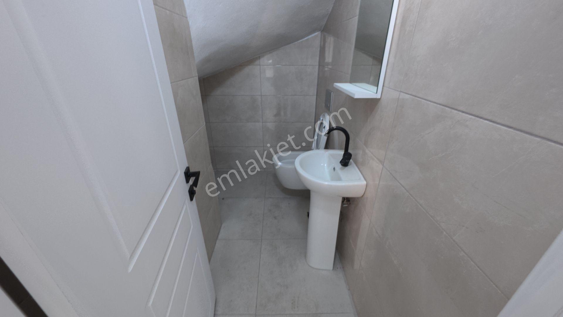 Sakarya Kocaali De Havuzlu Ayrı Mutfak Müstakil 4+1 — fotoğraf 22