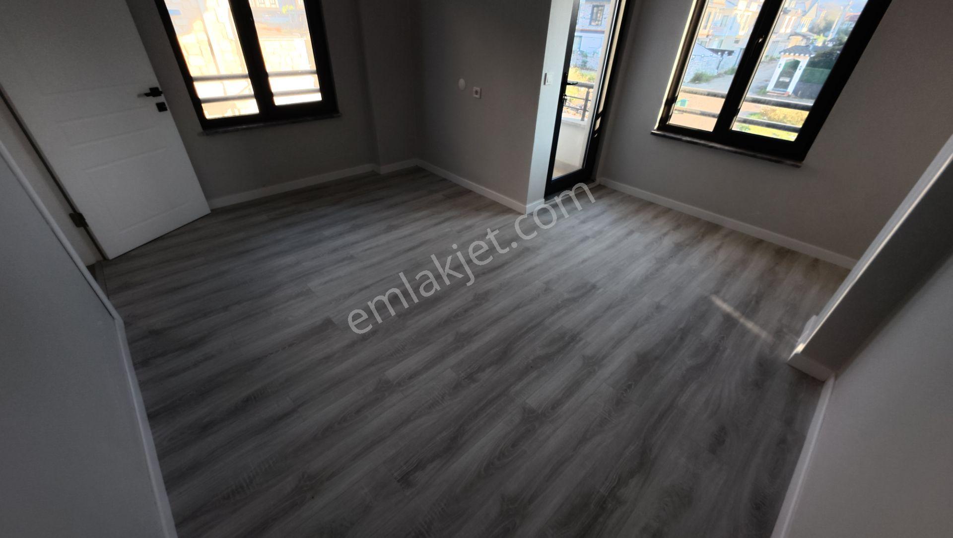 Sakarya Kocaali De Havuzlu Ayrı Mutfak Müstakil 4+1 — fotoğraf 27