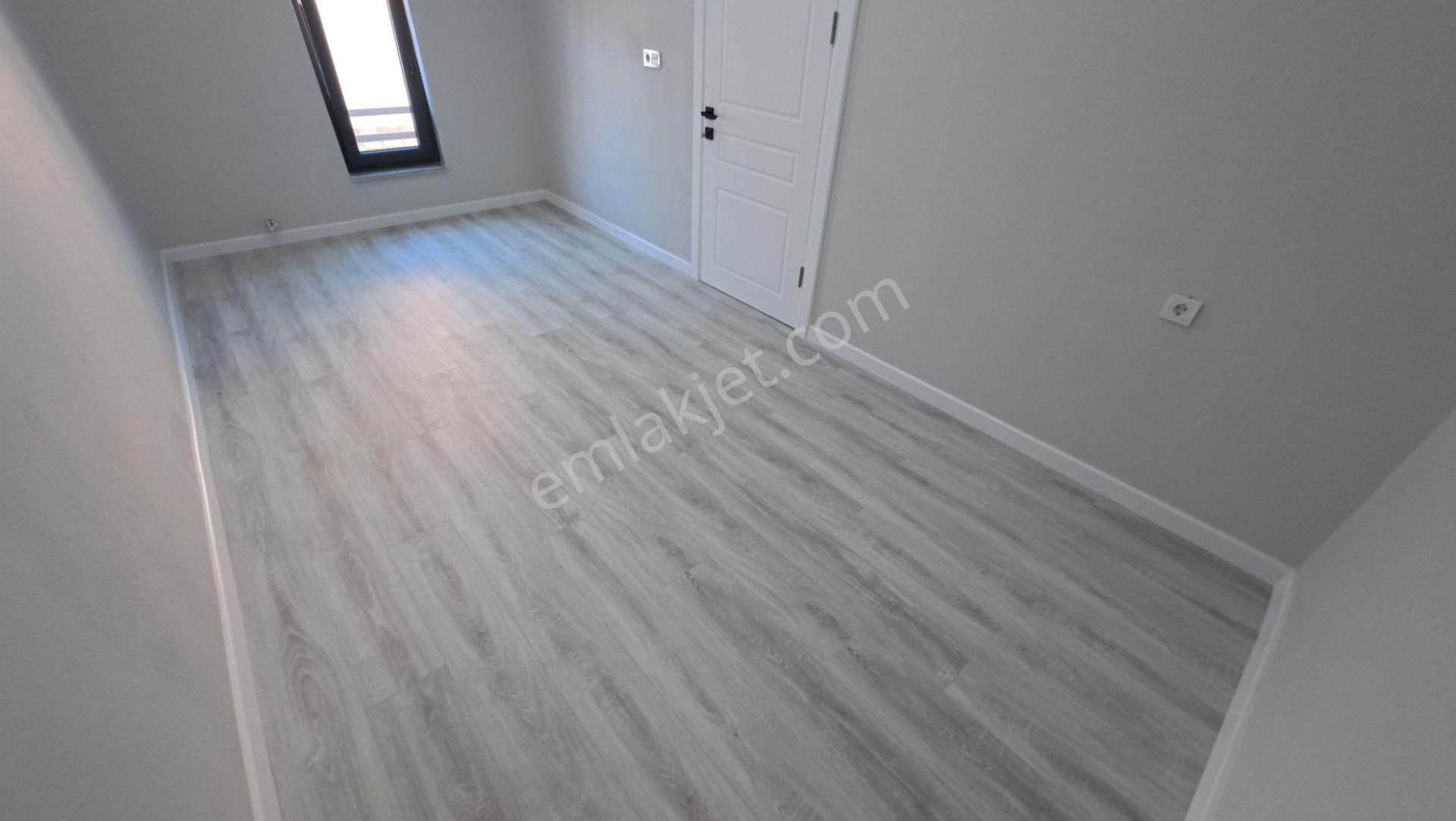 Sakarya Kocaali De Havuzlu Ayrı Mutfak Müstakil 4+1 — fotoğraf 31
