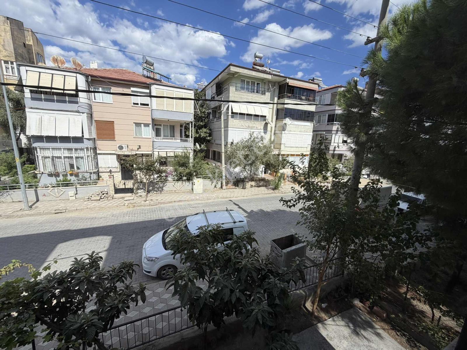 Sv 'den Yetkili 2+1 Cuma Pazarında — fotoğraf 22