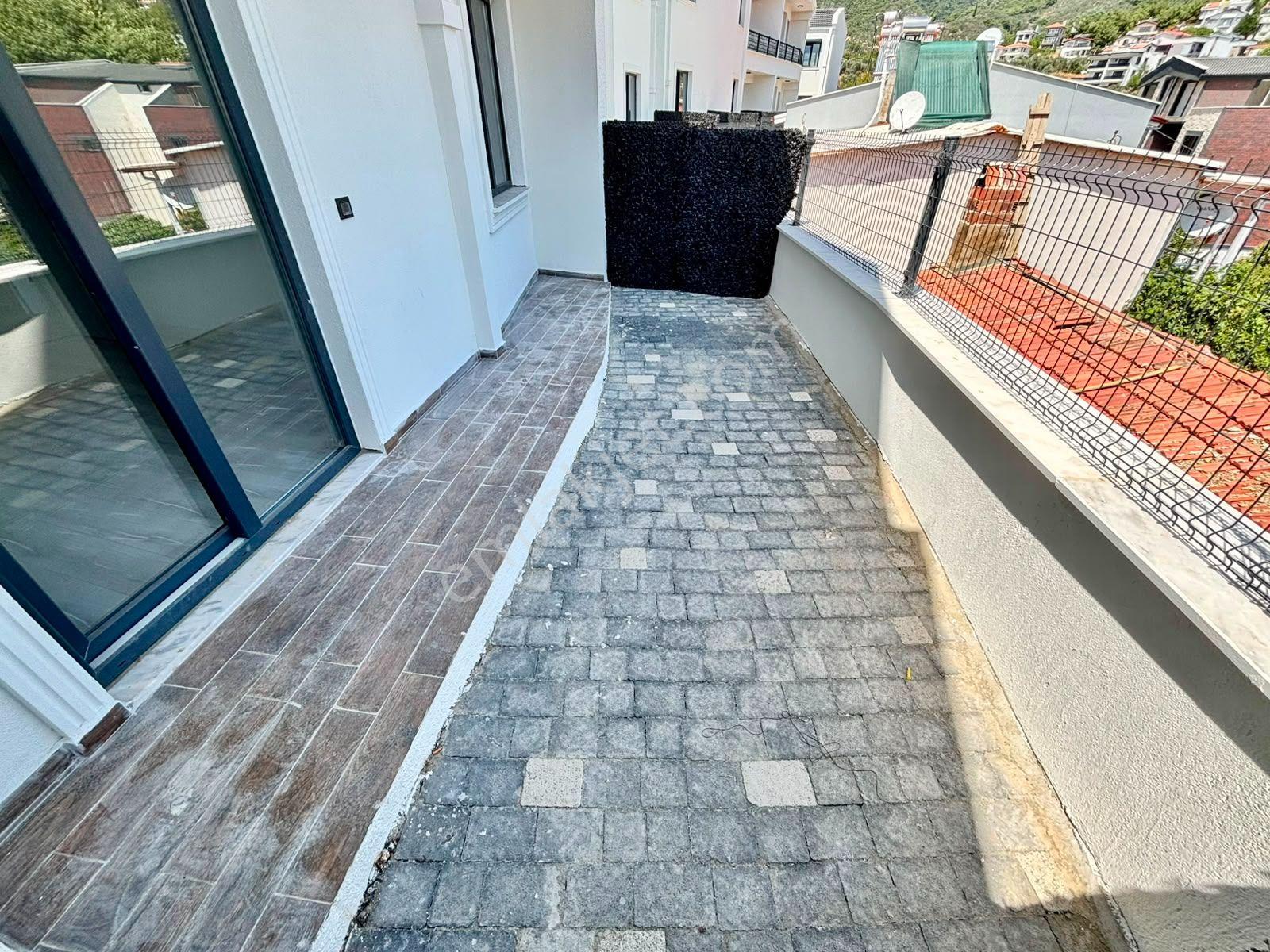 ꧁ay Emlaktan꧂güre'de Kazdağları Eteklerinde Bahçe Kullanımlı Müstakil Tadında Satılık 1+1 Şık Daire — fotoğraf 34