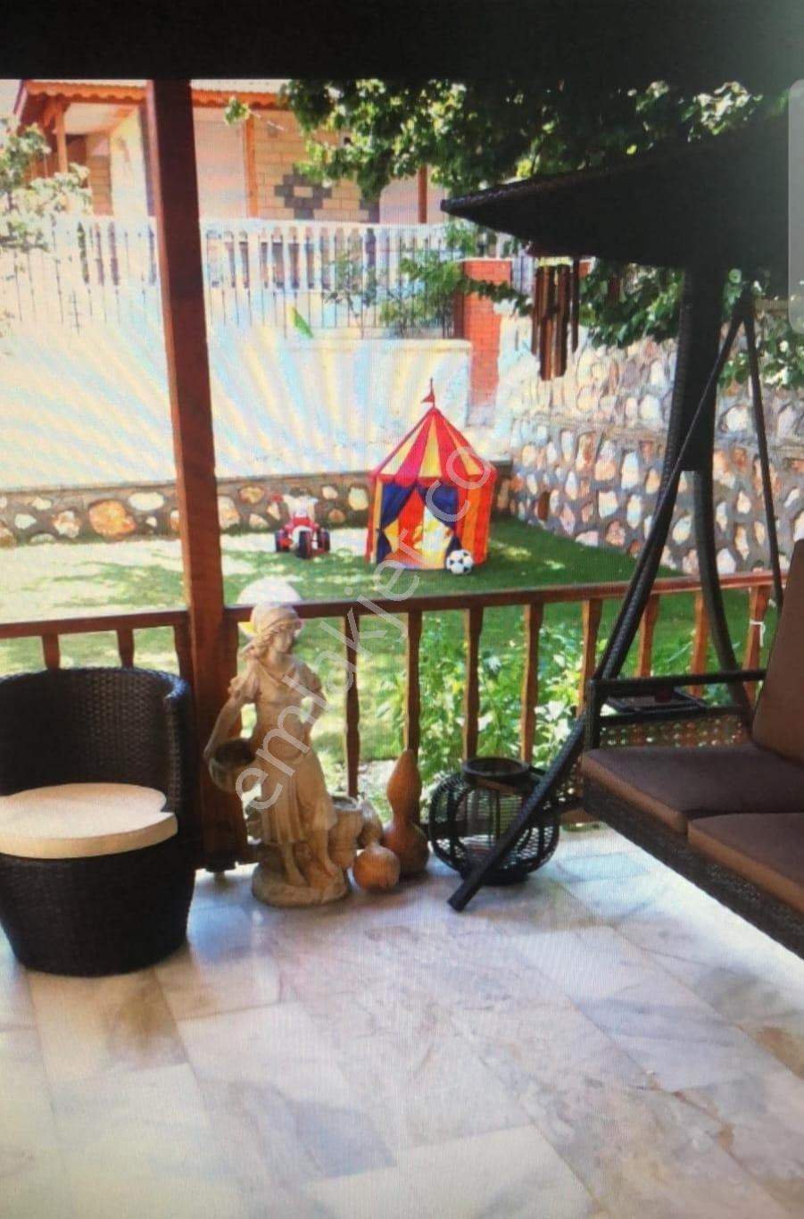 Çeşme Çiftlikköy Serakent Sitesinde Satılık Tripleks 3+1 Villa — fotoğraf 20