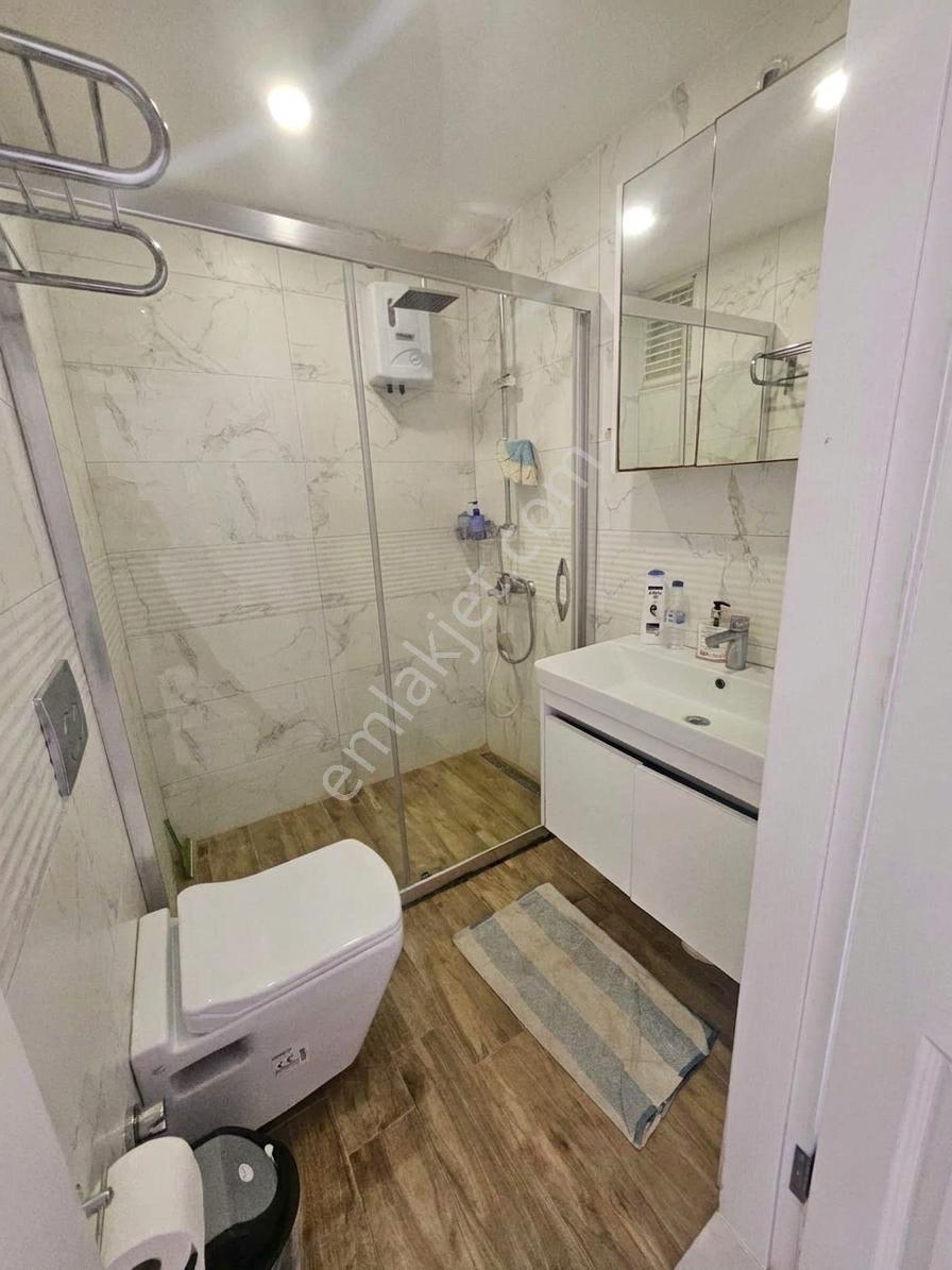 Çeşme Çiftlikköy Serakent Sitesinde Satılık Tripleks 3+1 Villa — fotoğraf 29