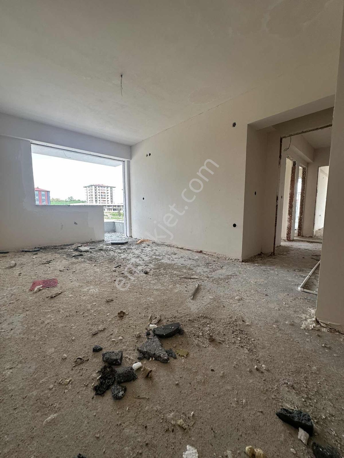 Buluruzdan Edirne Cumhuriyet Mahallesinde Satılık 3+1 Daire — fotoğraf 8