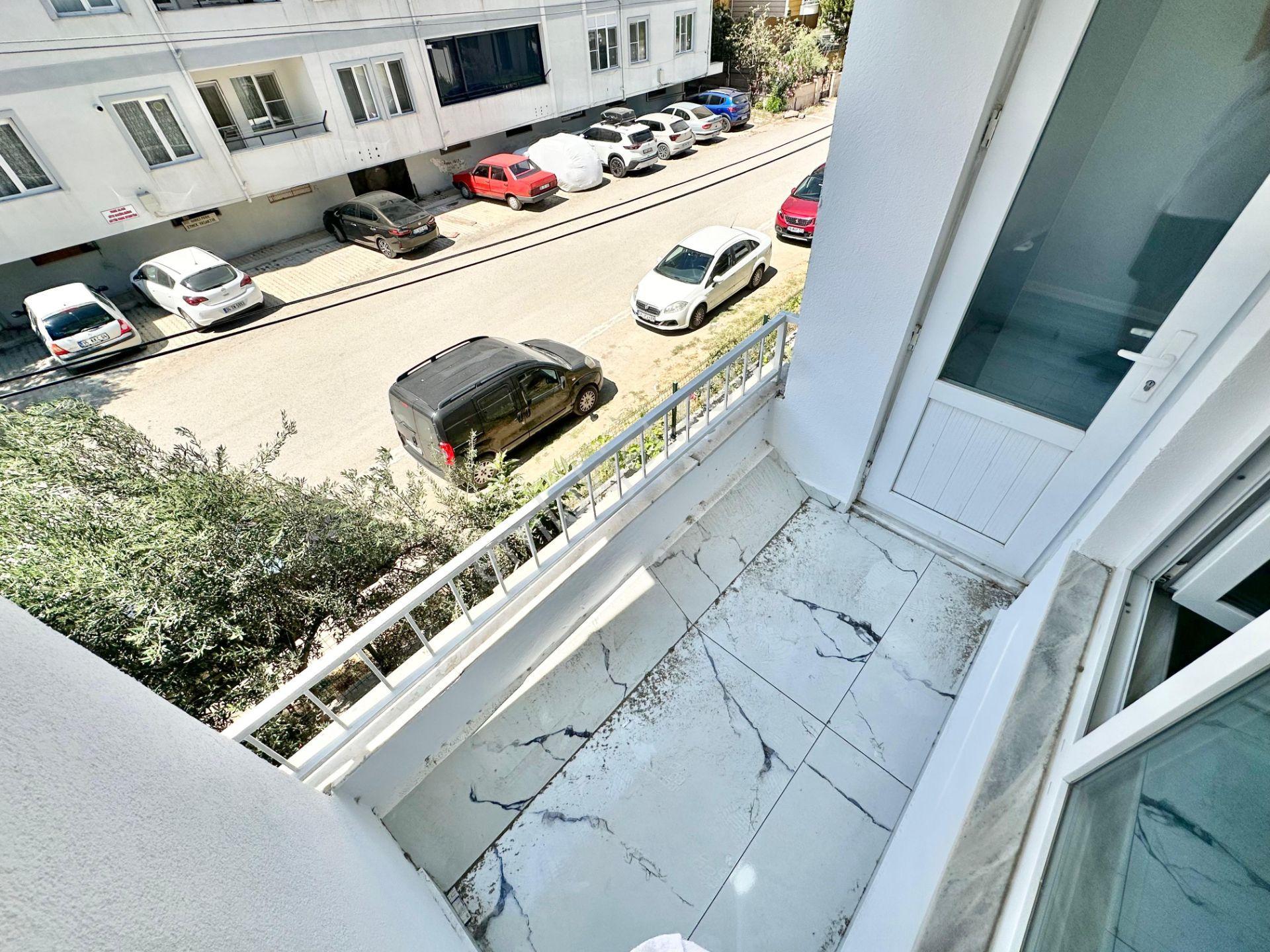 ꧁ay Emlak'tan꧂ Akçay'da Denze 400 Mt Şık Tasarımlı Ayrı Mutfaklı Ön Cephe Satılık 2+1 Geniş Daire — fotoğraf 26