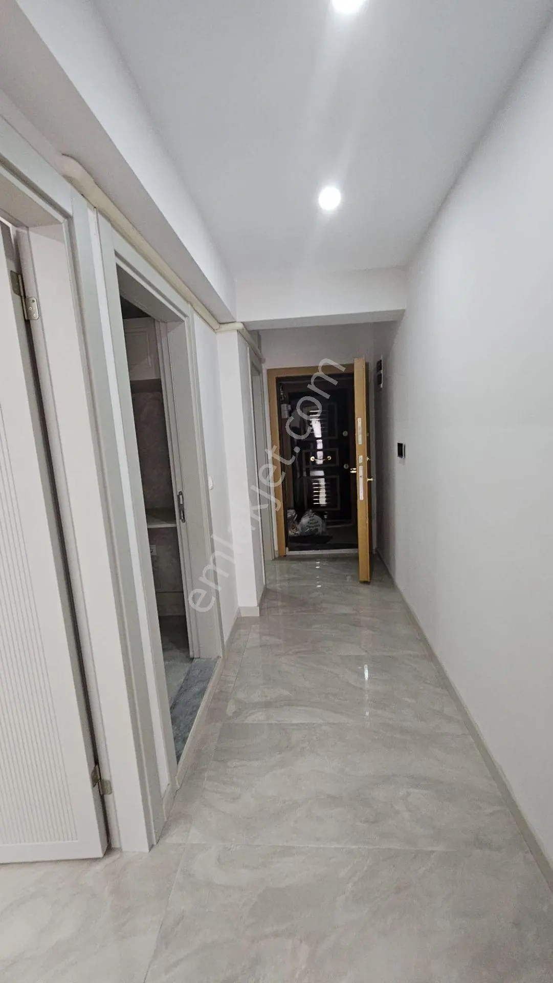 Yuvam Gayrimenkul'den Salihli Namık Kemalmah. Satılık 2+1 Daire — fotoğraf 2