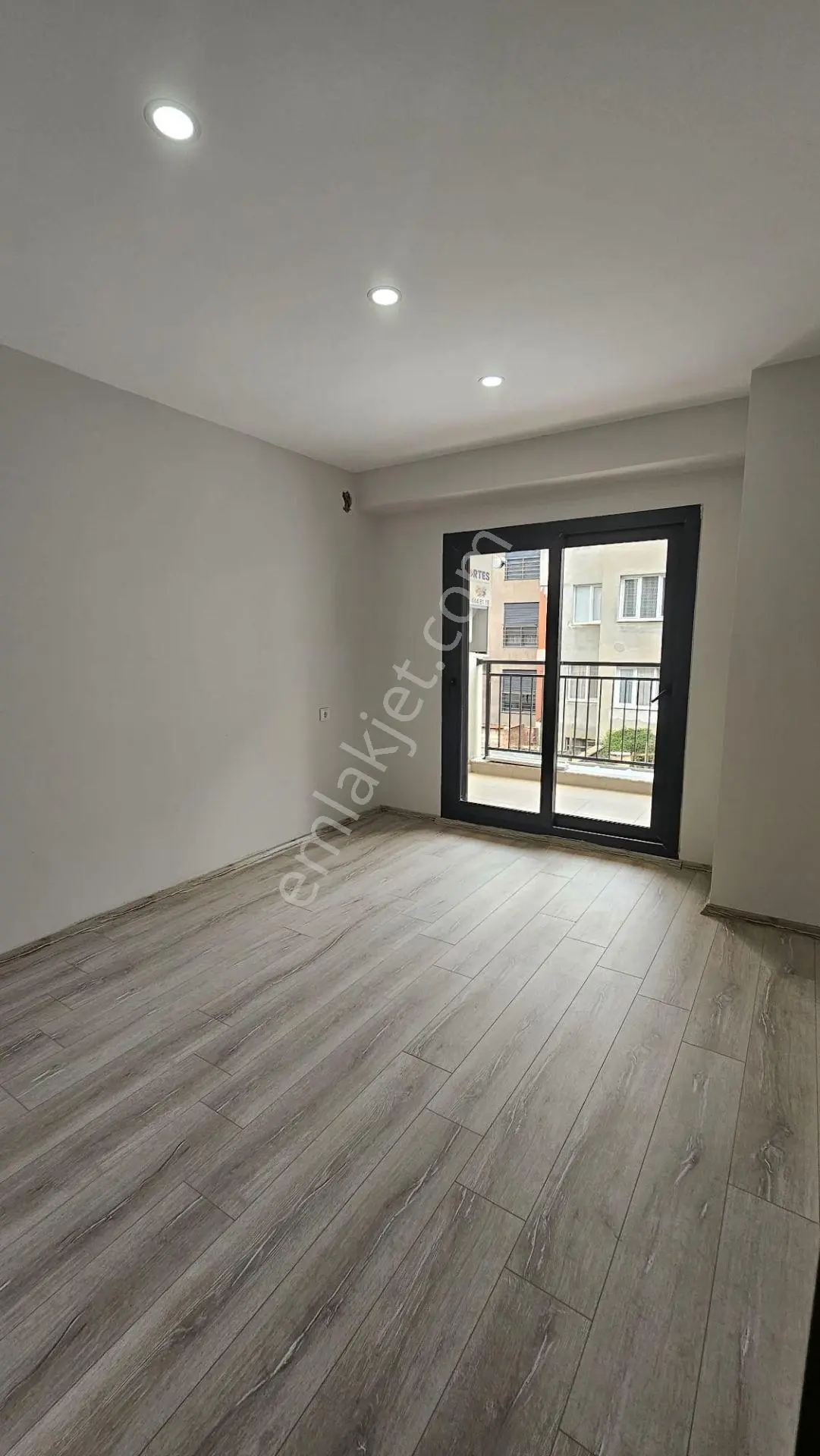Yuvam Gayrimenkul'den Salihli Namık Kemalmah. Satılık 2+1 Daire — fotoğraf 9