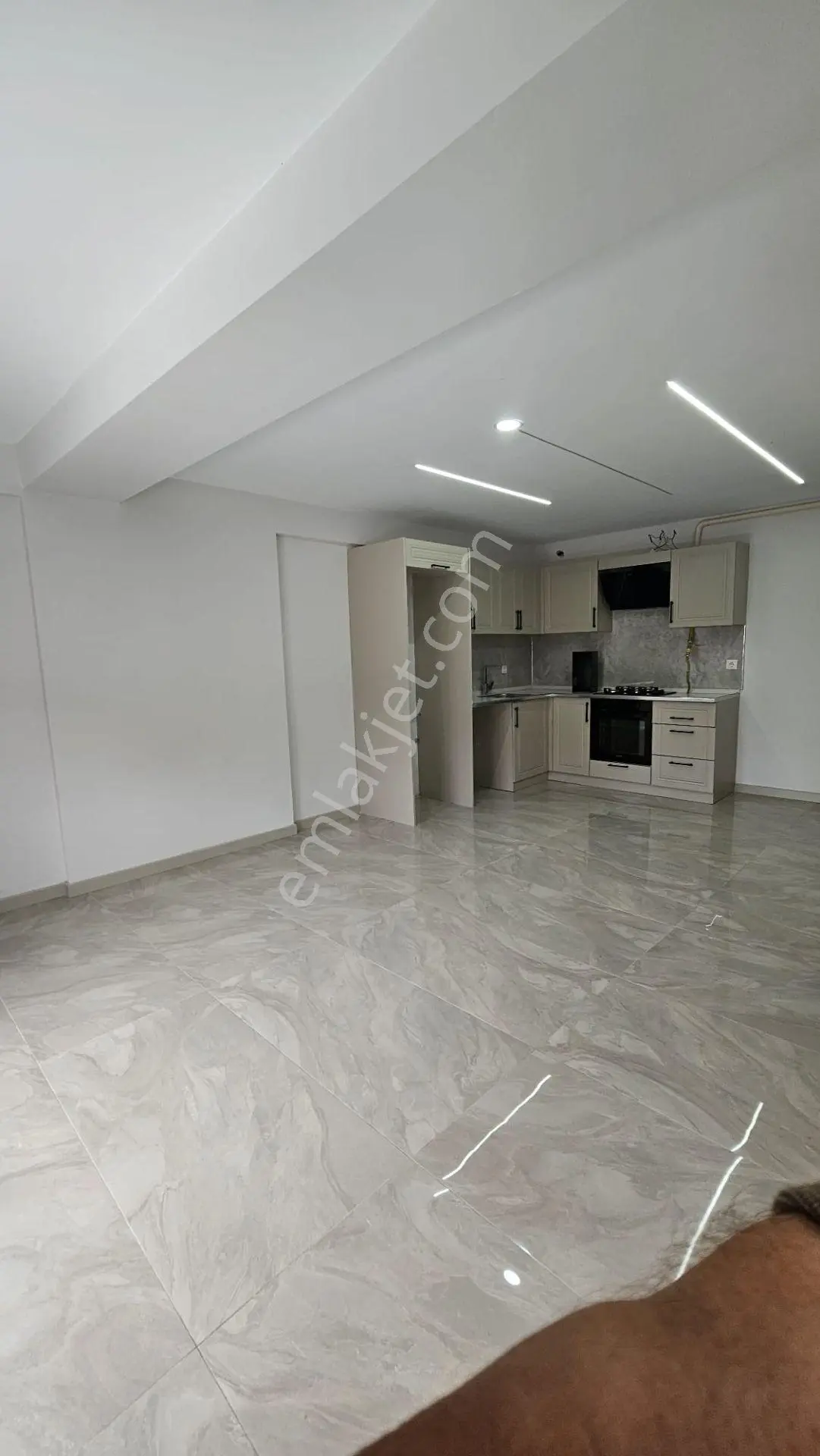 Yuvam Gayrimenkul'den Salihli Namık Kemalmah. Satılık 2+1 Daire — fotoğraf 11