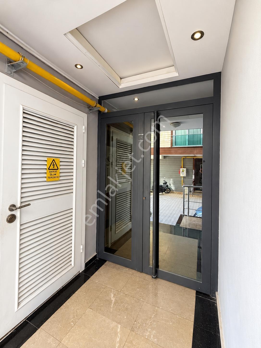 Remax Palm'den Akkent Mah.'de 2+1 Amerikan Mutfak Satılık — fotoğraf 3